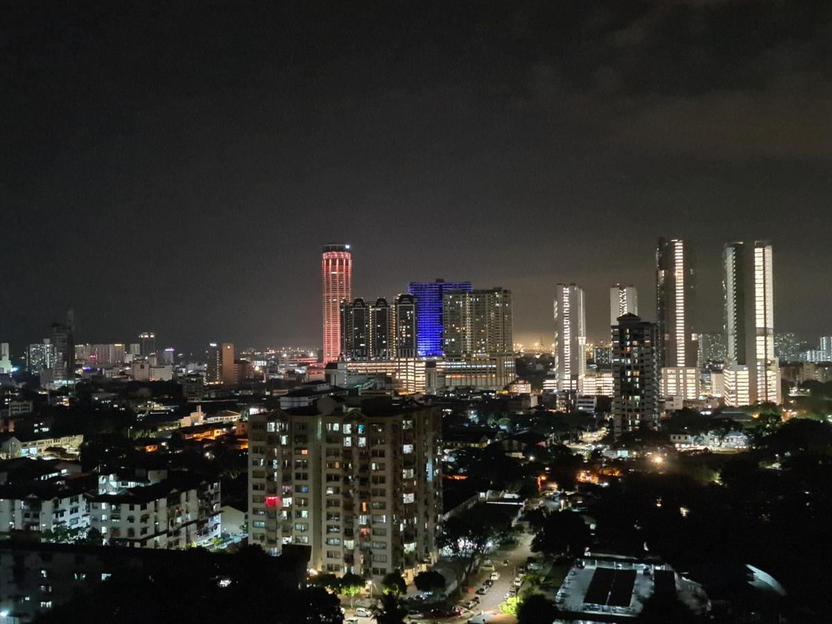 Beacon Executive Suite - Skypool Penang View George Town Exterior photo