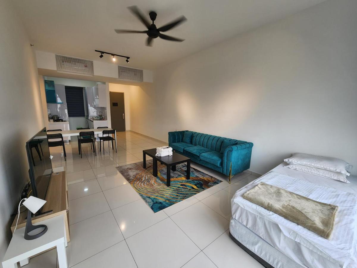 Beacon Executive Suite - Skypool Penang View George Town Exterior photo