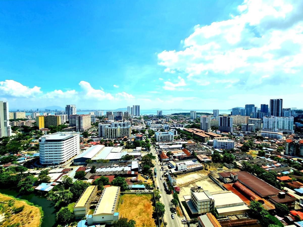 Beacon Executive Suite - Skypool Penang View George Town Exterior photo