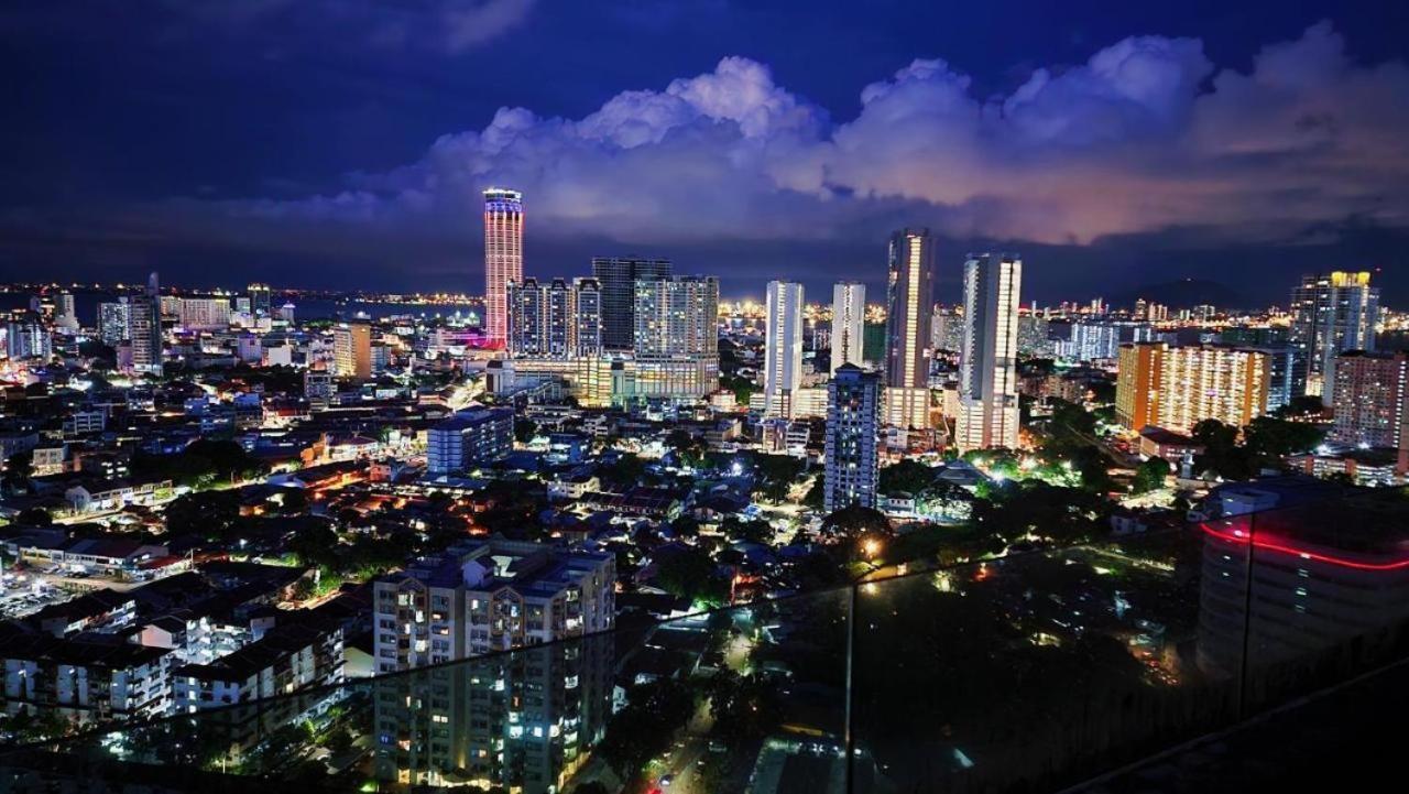 Beacon Executive Suite - Skypool Penang View George Town Exterior photo