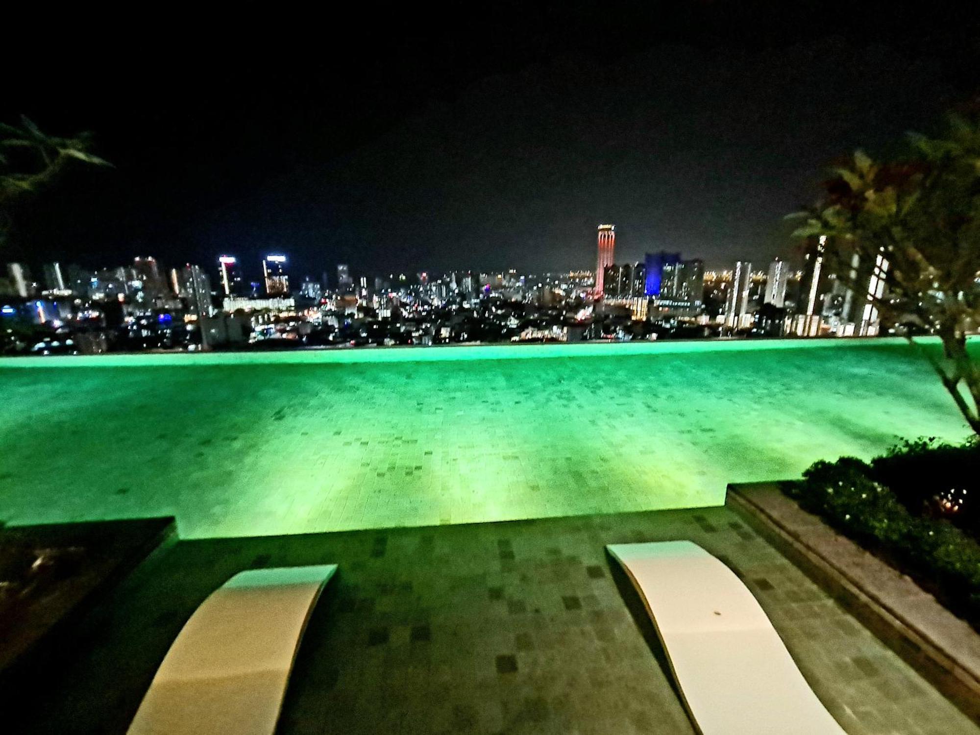 Beacon Executive Suite - Skypool Penang View George Town Exterior photo
